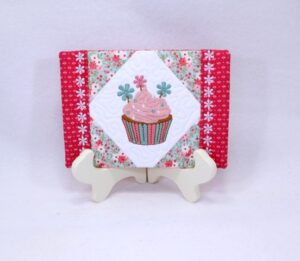 Cupcake Mug Rug 2 (5×7)