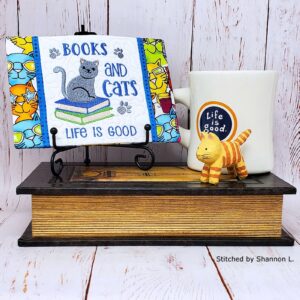 Books and Cats Mug Rug
