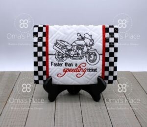 Faster Than Mug Rug (5×7)
