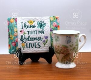 My Redeemer Lives Mug Rug (5×7)